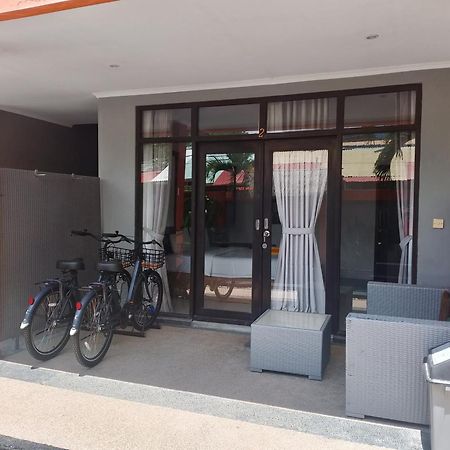 Tropica Gili Total Body Fit - Free Access Gym And Coworking Space Гили Траванган Экстерьер фото