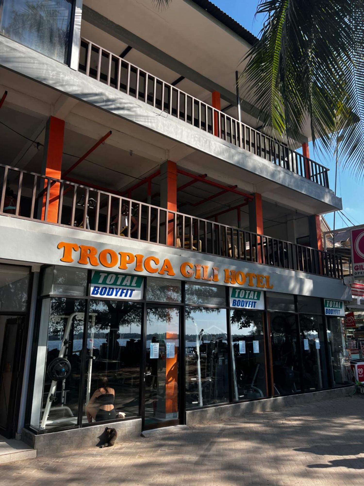 Tropica Gili Total Body Fit - Free Access Gym And Coworking Space Гили Траванган Экстерьер фото