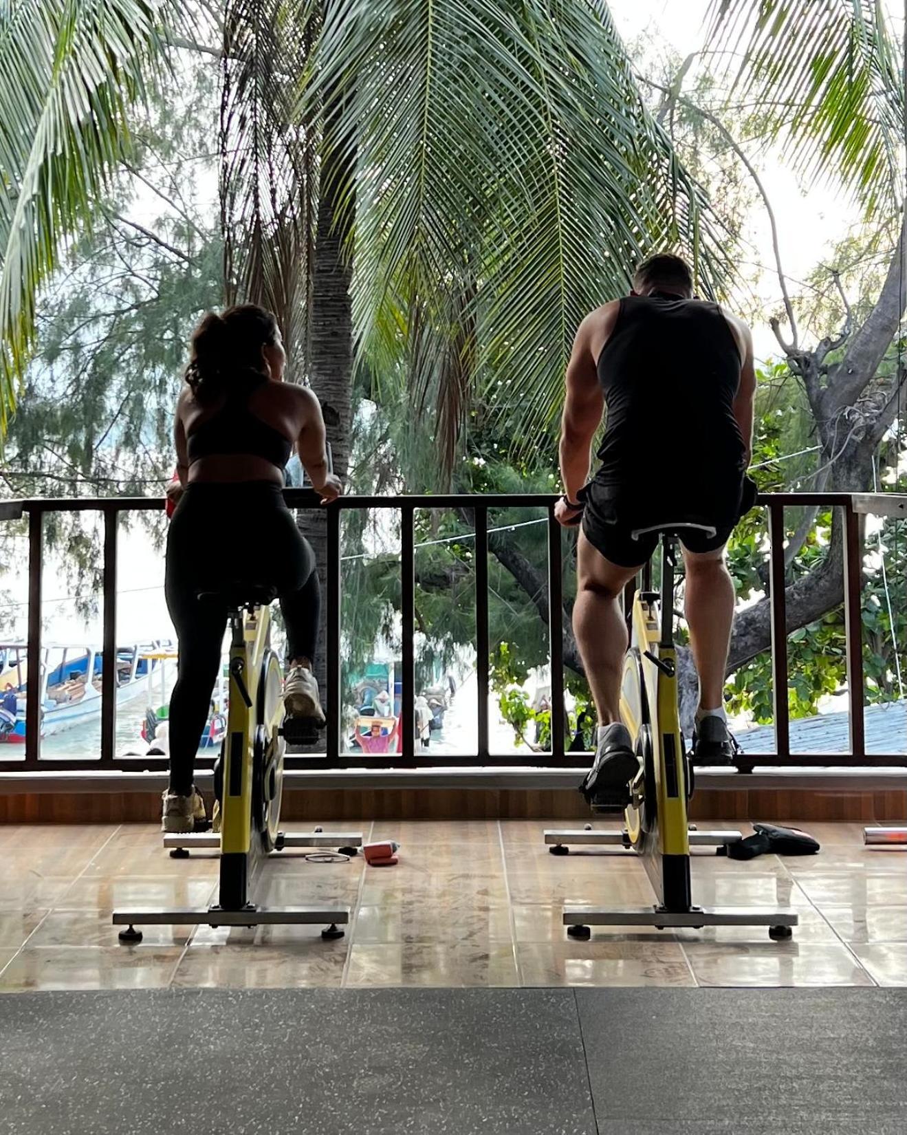 Tropica Gili Total Body Fit - Free Access Gym And Coworking Space Гили Траванган Экстерьер фото