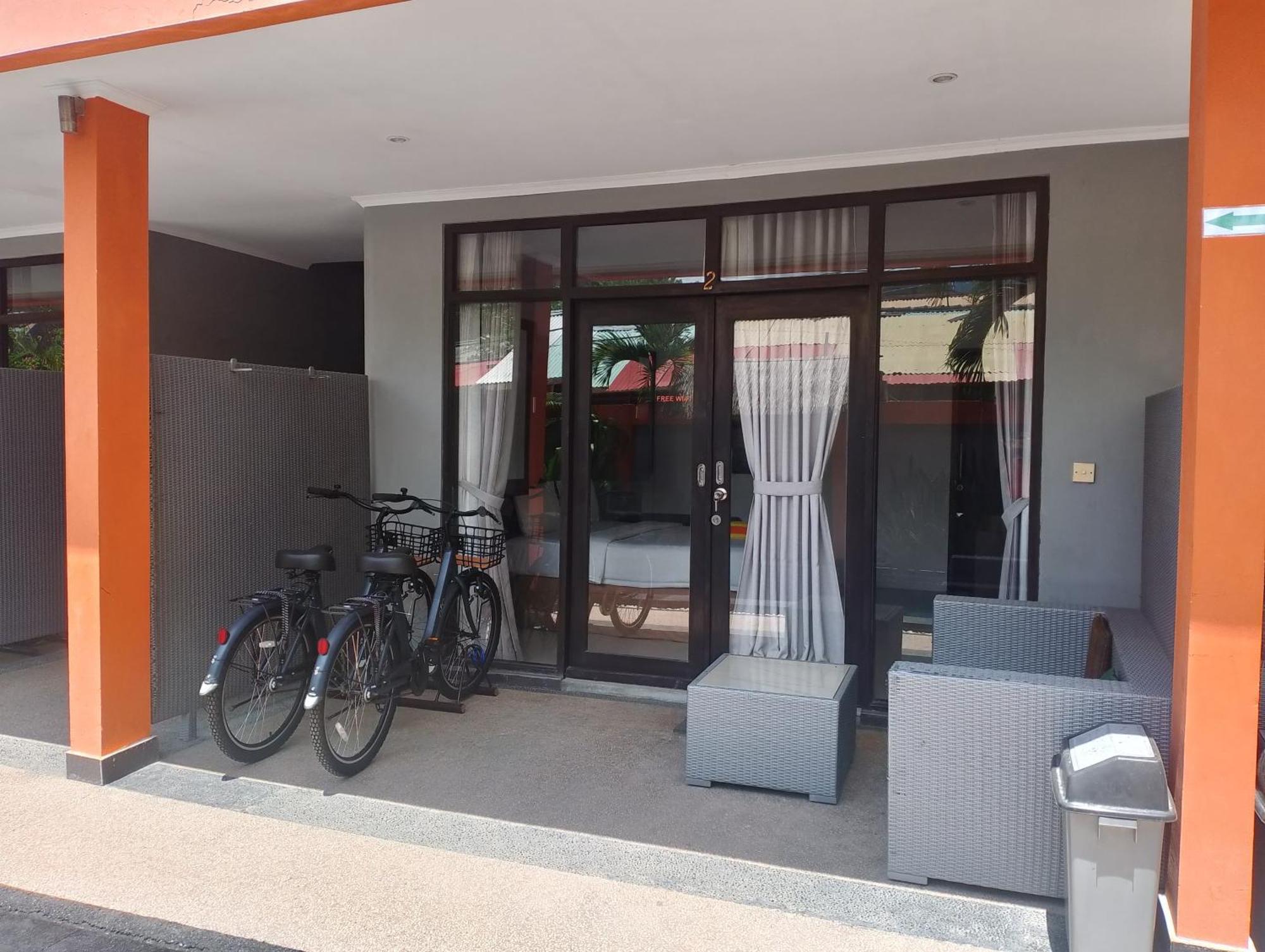Tropica Gili Total Body Fit - Free Access Gym And Coworking Space Гили Траванган Экстерьер фото