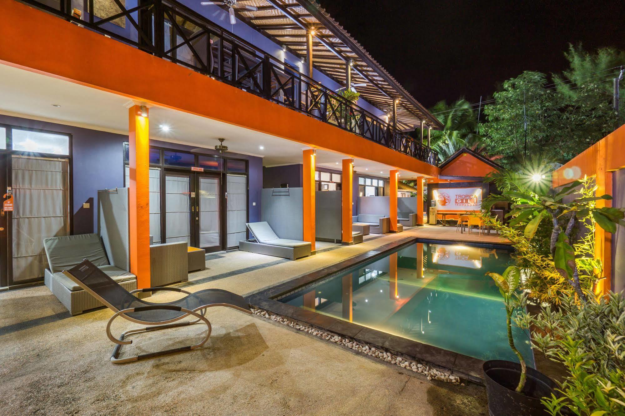Tropica Gili Total Body Fit - Free Access Gym And Coworking Space Гили Траванган Экстерьер фото
