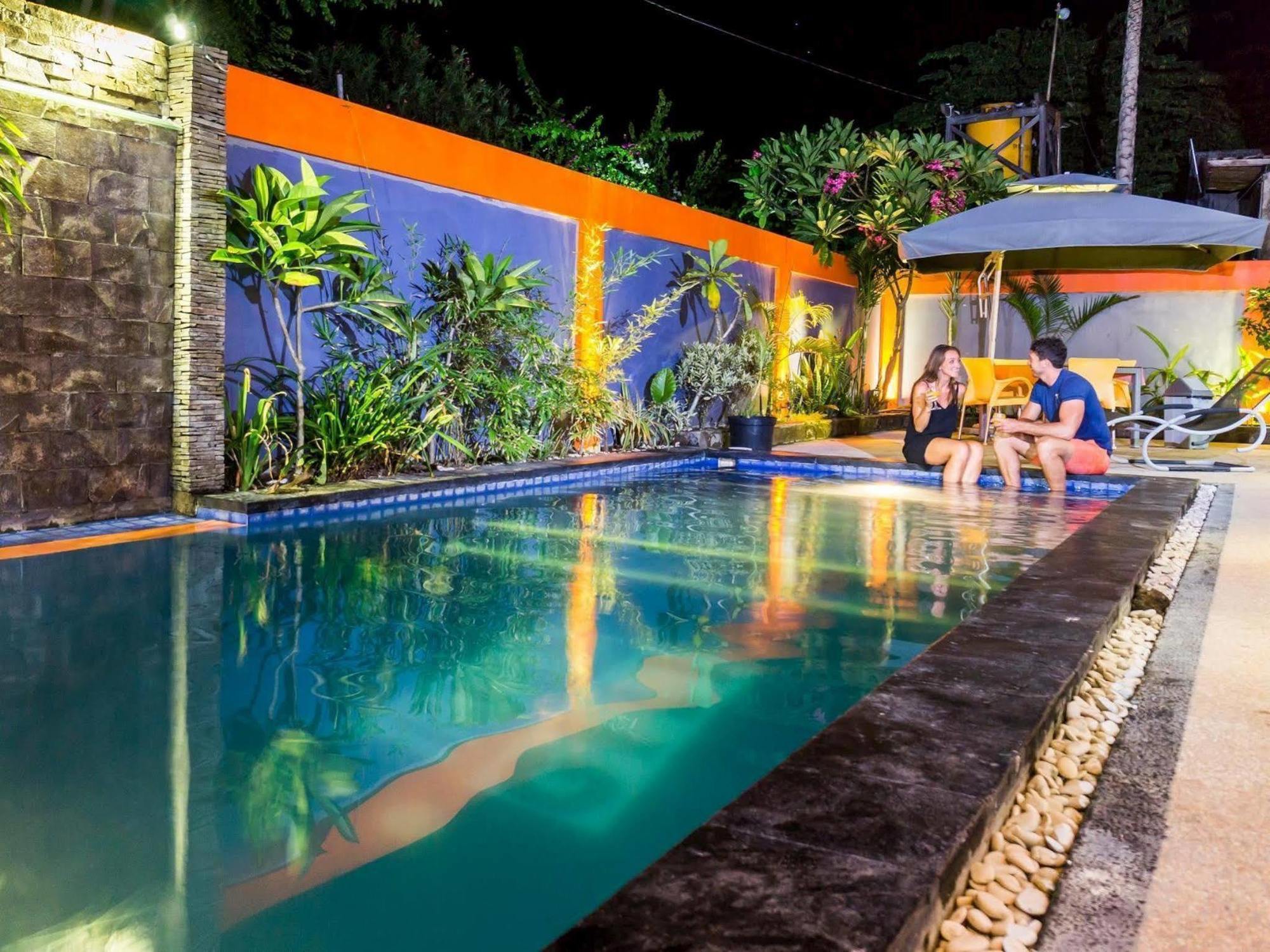 Tropica Gili Total Body Fit - Free Access Gym And Coworking Space Гили Траванган Экстерьер фото