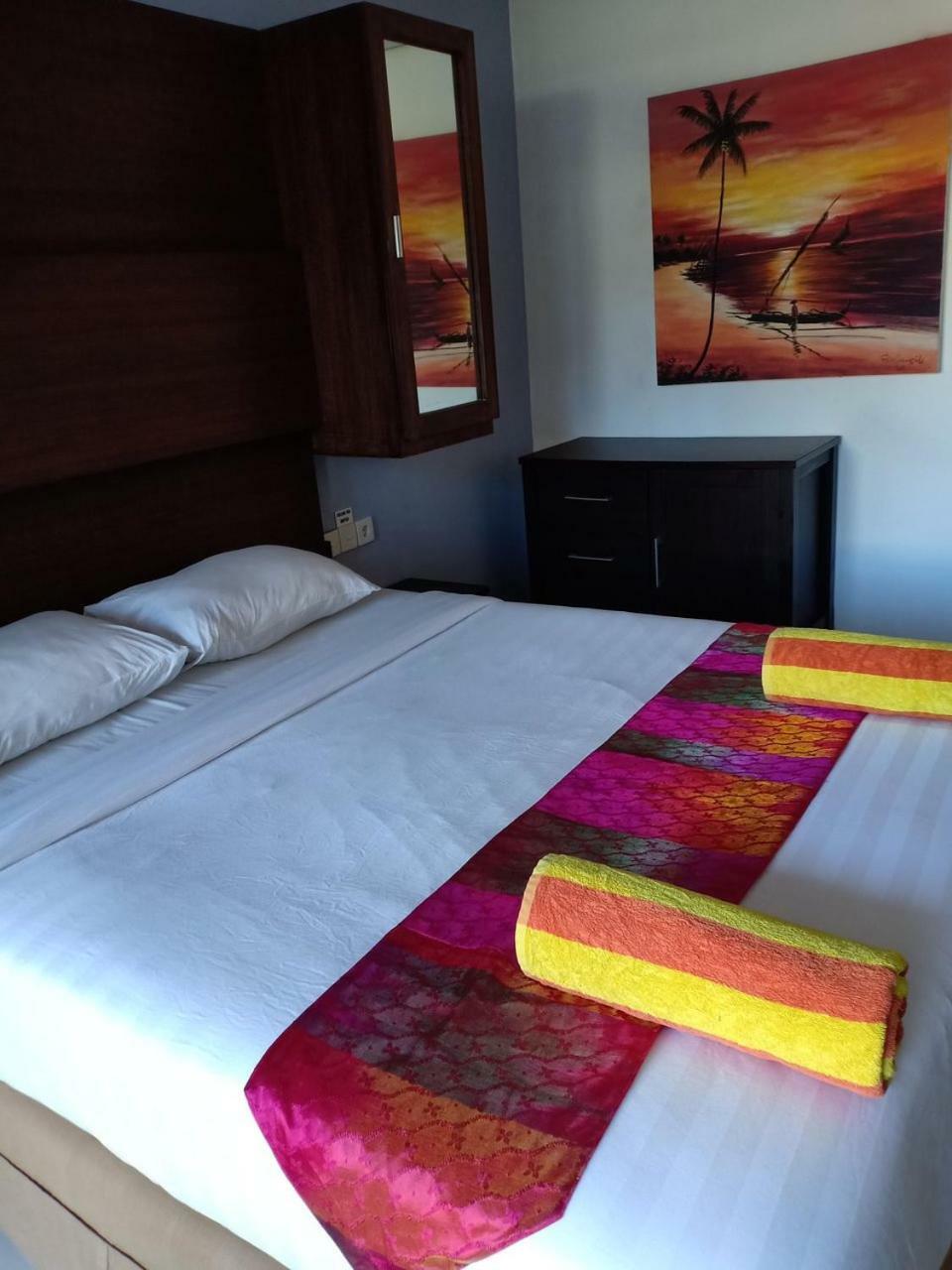 Tropica Gili Total Body Fit - Free Access Gym And Coworking Space Гили Траванган Экстерьер фото
